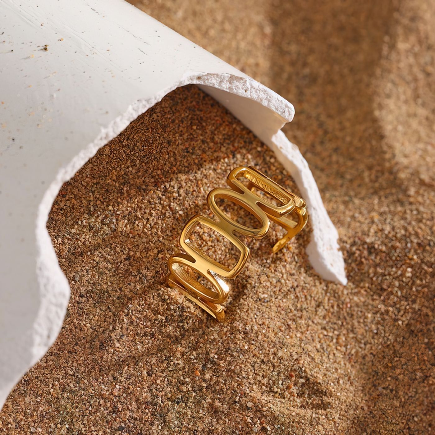 Adjustable Geometric Ring