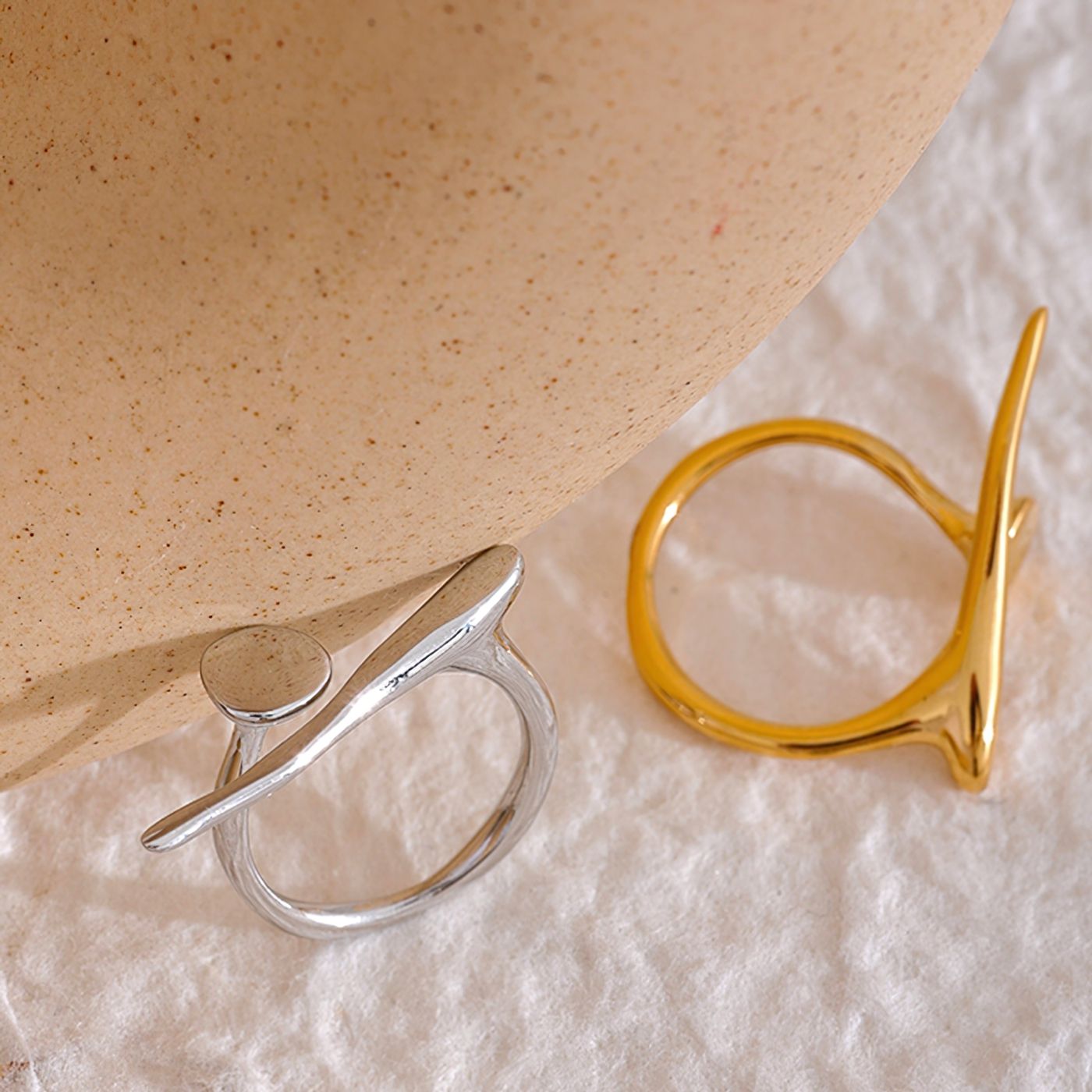 Adjustable Asymmetrical Organic Ring