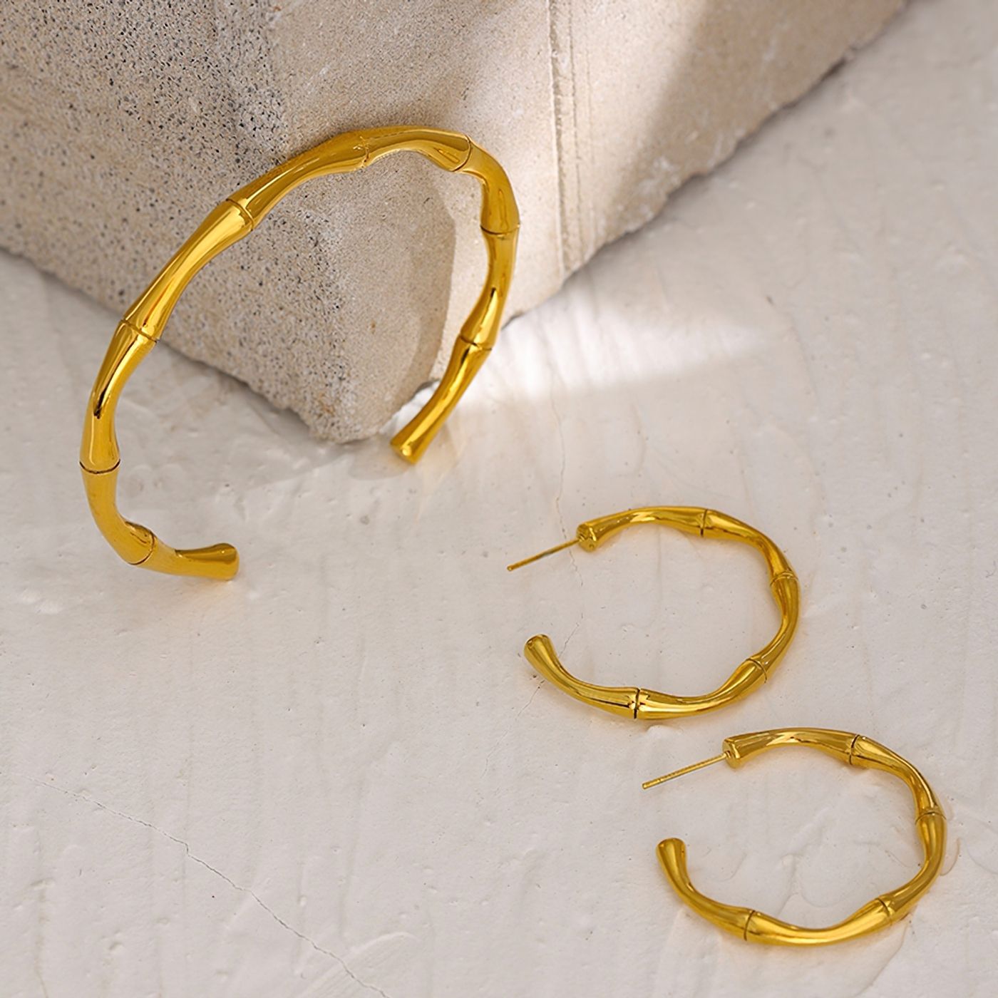 Bracelet manchette irrégulier organique Hazel