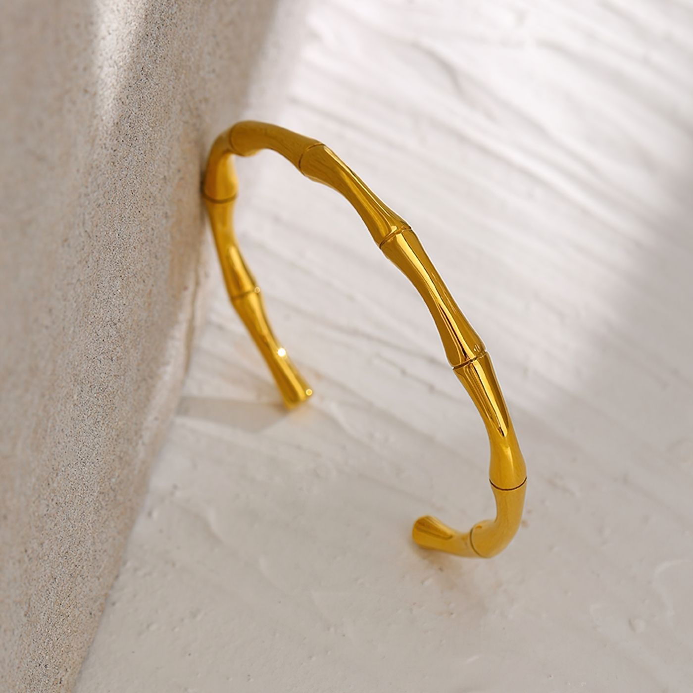 Bracelet manchette irrégulier organique Hazel