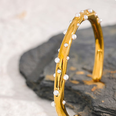 Bracelet manchette en perles biologiques Helen