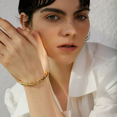 Bracelet manchette en perles biologiques Helen