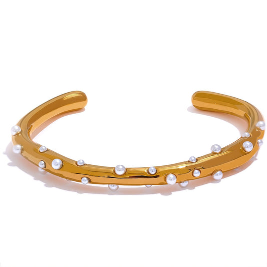 Helen Organic Pearl Cuff Bracelet