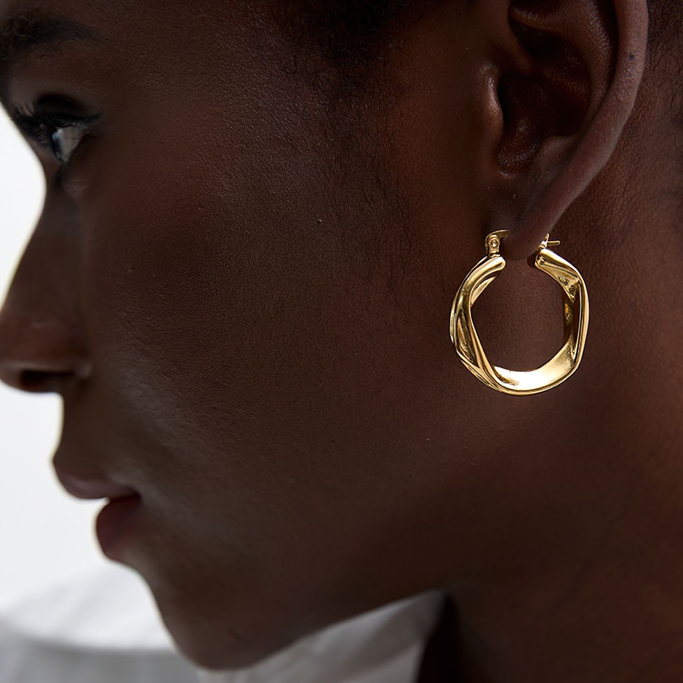 Katie Organic Hoop Earrings