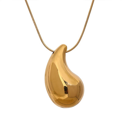 Teardrop Pendant Necklace