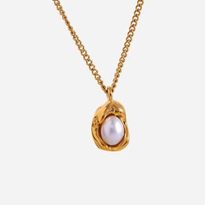 Baroque Pearl Pendant Necklace