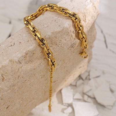 Intertwined Link Bracelet